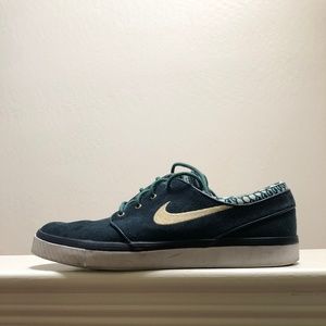 Nike Janoski PR